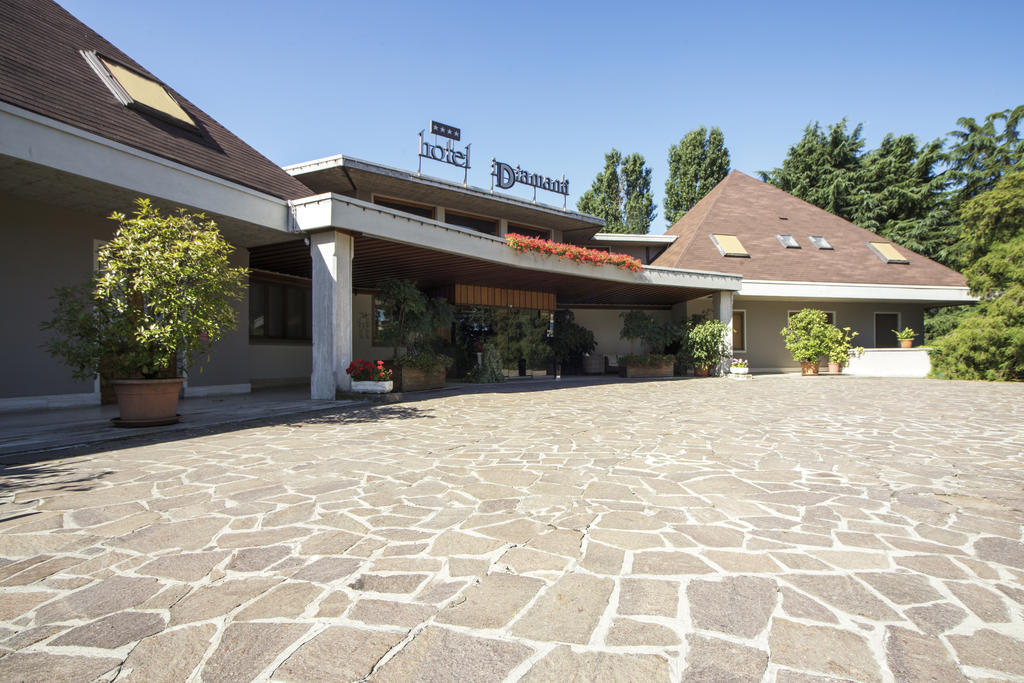 Hotel I Diamanti Garlasco Екстер'єр фото